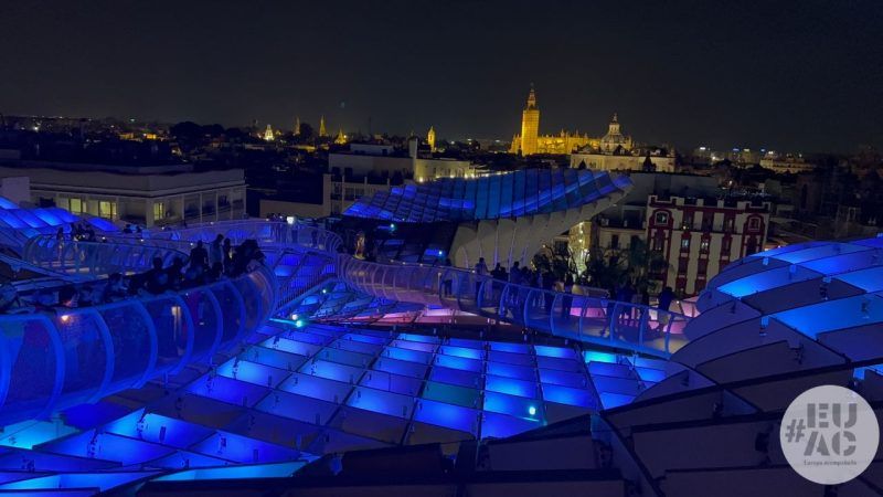 The Mushrooms of Seville at night