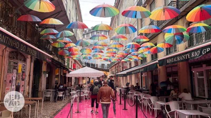 what to see in Lisbon, the Pink Street