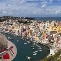 Procida: La Isla Encantada del Golfo de Nápoles